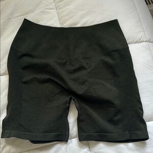 Alphalete amplify shorts